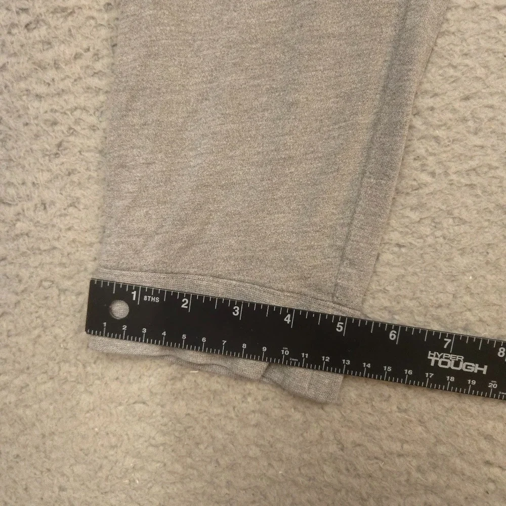 Nike Sweatpants Youth XL Gray Fleece Joggers Elastic Cuff Pockets Jogger Tapered